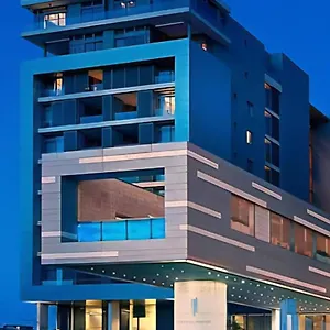 https://the-residences-crystal-towers.hotels-capetown.com