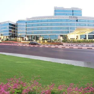 Hotel Millennium Airport, Dubái
